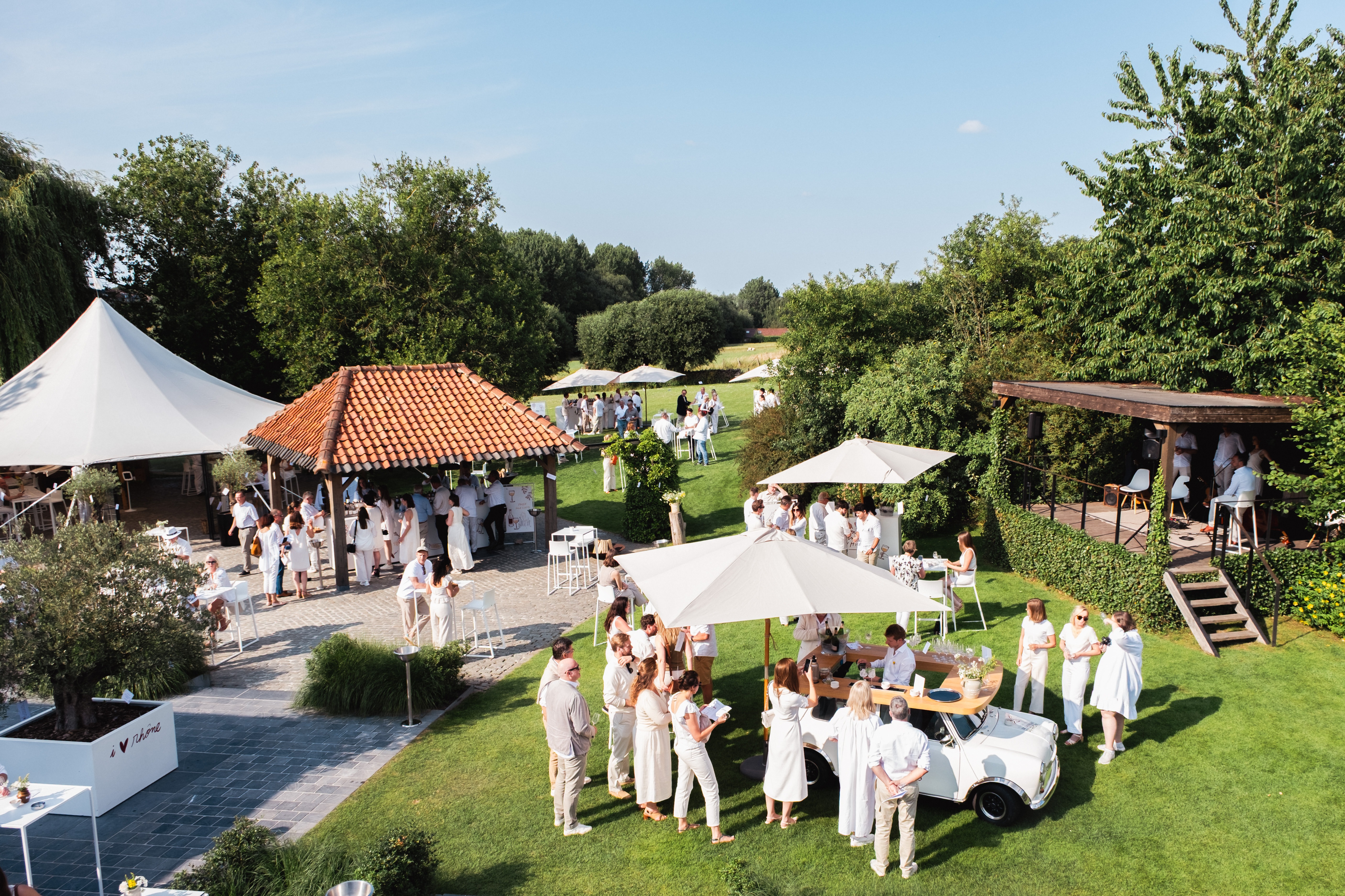 Rhône in White Belgique credits_alicebown.agency